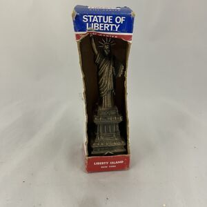 Vintage 1980s NYC Statue of Liberty Tourist Gift Center Metal Figure